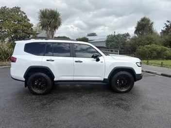 Toyota Land Cruiser 2026 photo 4