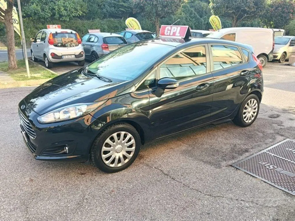 Ford Fiesta 2014 photo 5