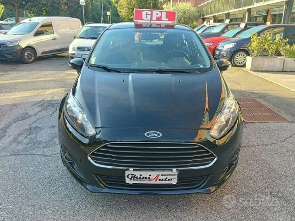 Ford Fiesta 2014 photo 4