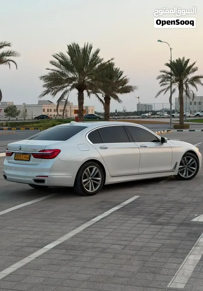 BMW 7 Series 2016 photo 4