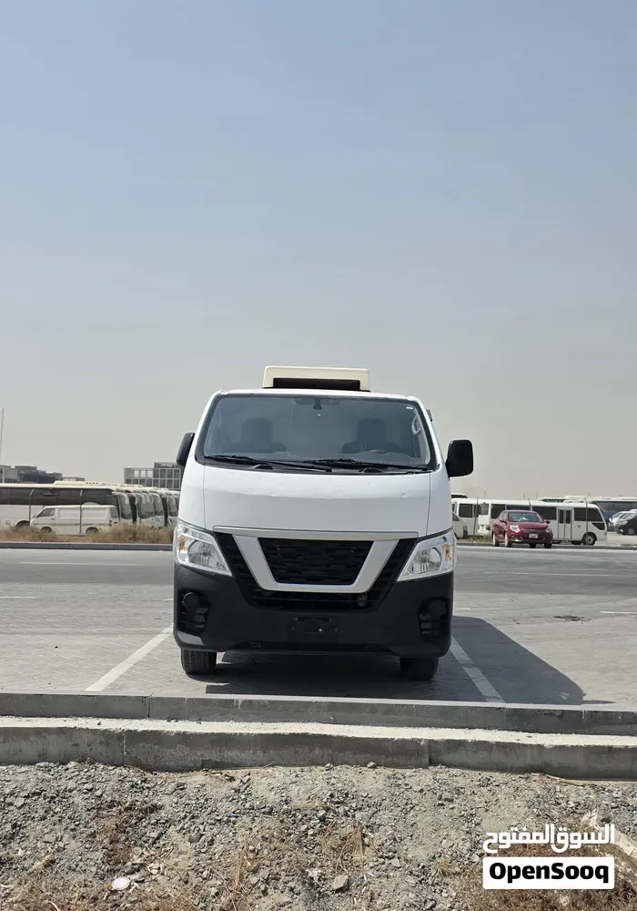 Nissan Urvan 2022 photo 3