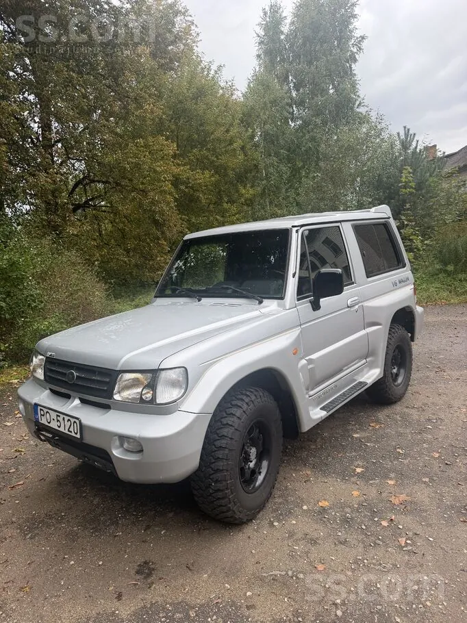 Hyundai Galloper 2000 photo 2