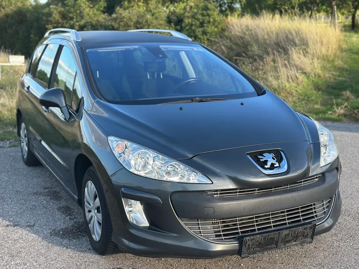 Peugeot 308 2009 photo 3