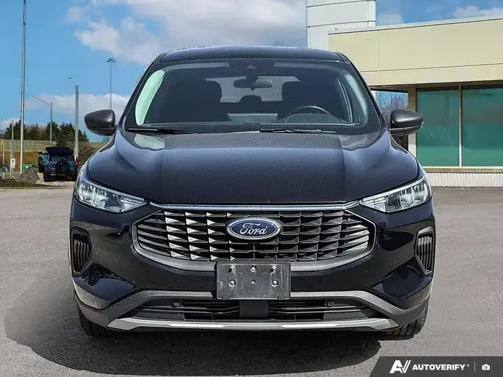 Ford Escape 2024 photo 3