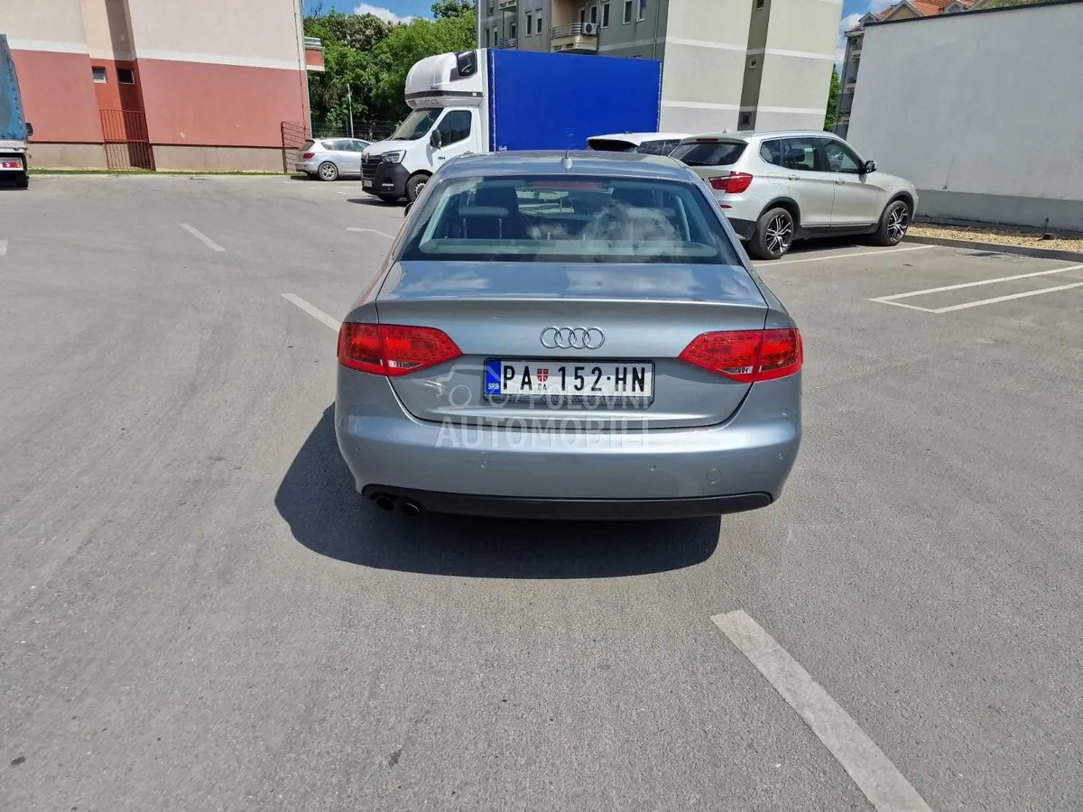 Audi A4 2011 photo 5
