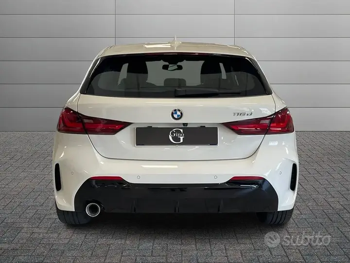 BMW 116D 2024 photo 5