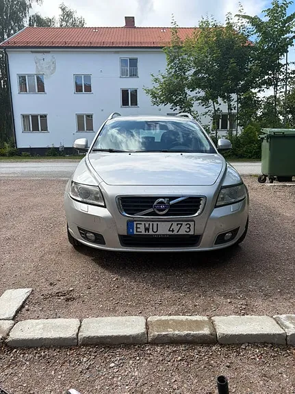Volvo V50 2012 photo 3