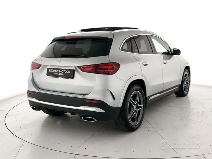 Mercedes-Benz Gla 2024 photo 3