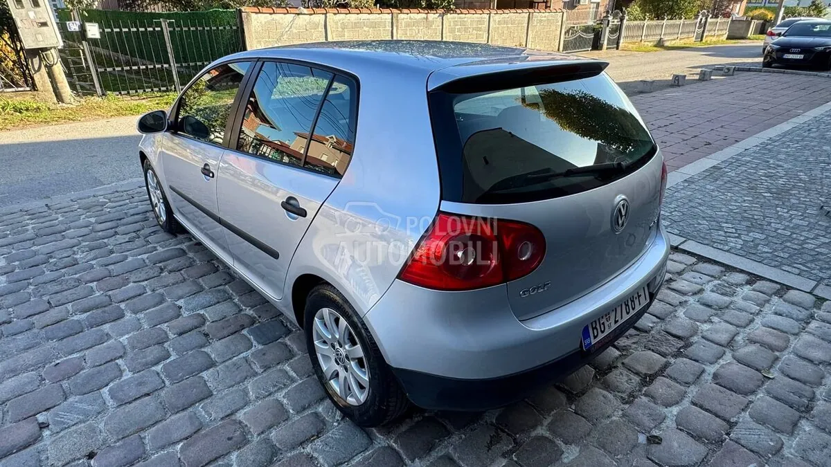 Volkswagen Golf 2005 photo 3