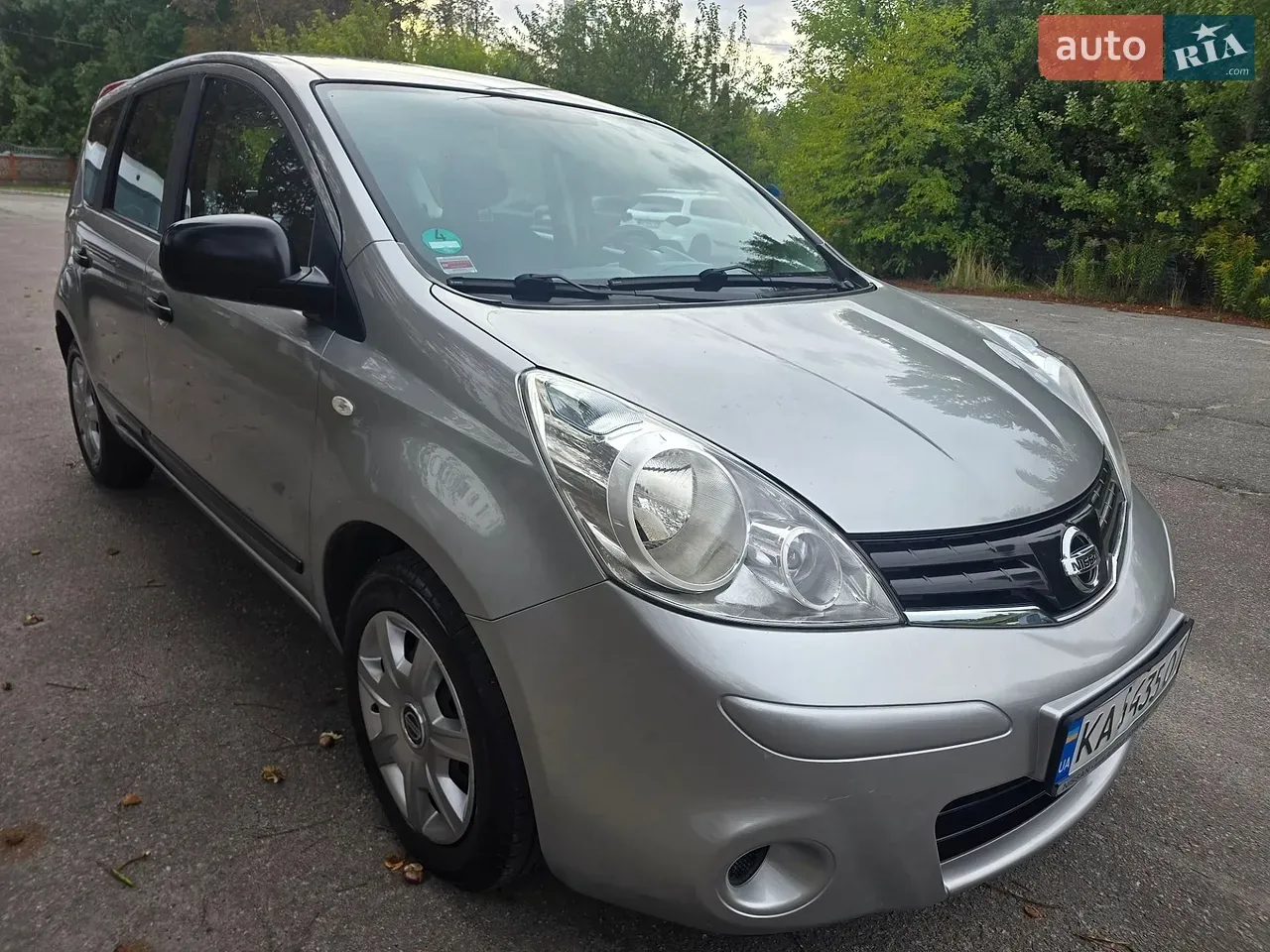 Nissan Note 2009 photo 3