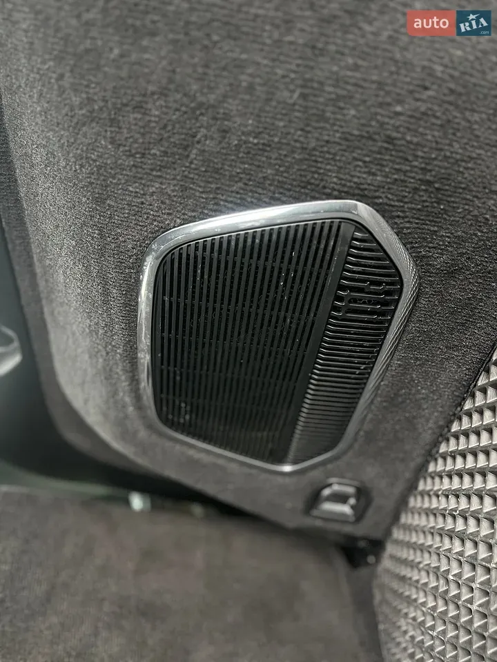 Jeep Grand Cherokee 2022 photo 3
