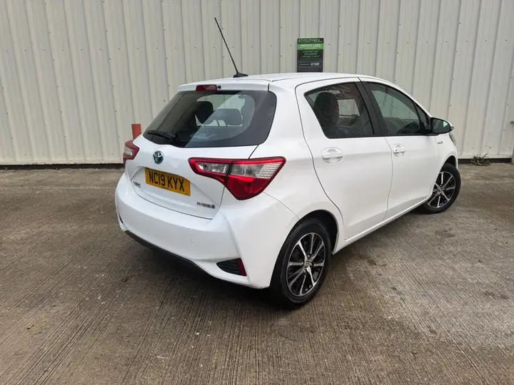 Toyota Yaris 2019 photo 5