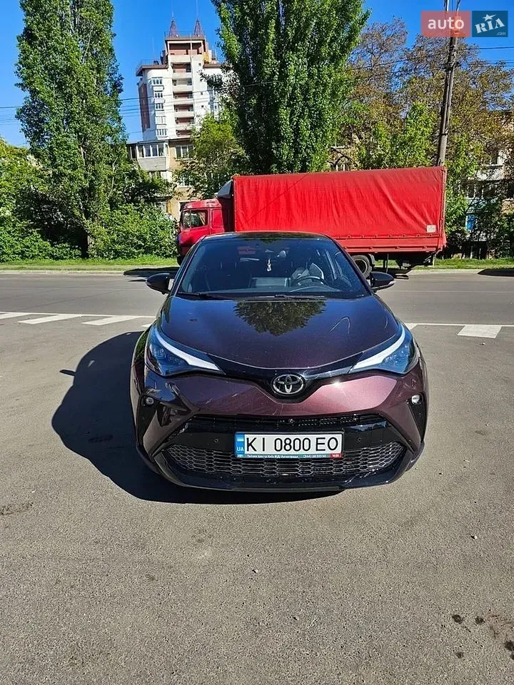 Toyota C-Hr 2023 photo 2