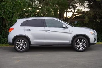 Mitsubishi Asx 2015 photo 3