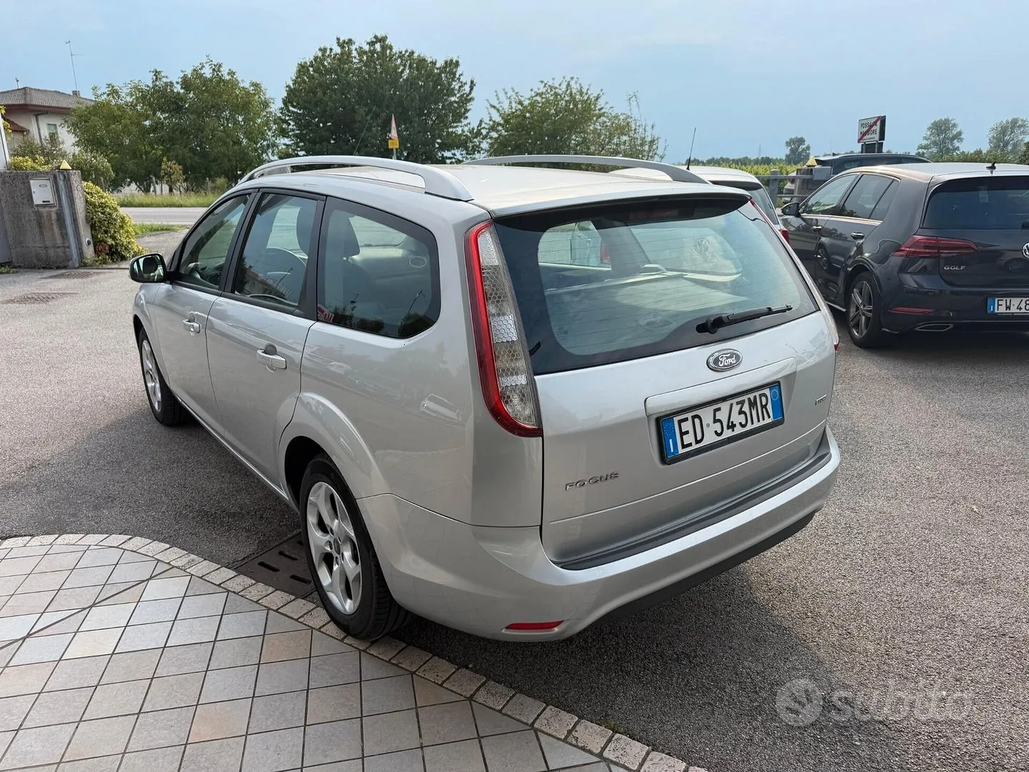 Ford Focus 2010 photo 4