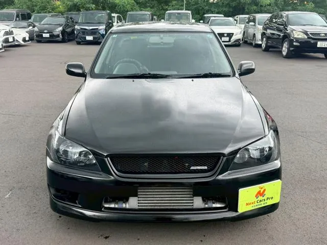 Toyota Altezza 1999 photo 2