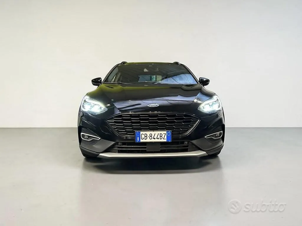 Ford Focus Active 2020 photo 2