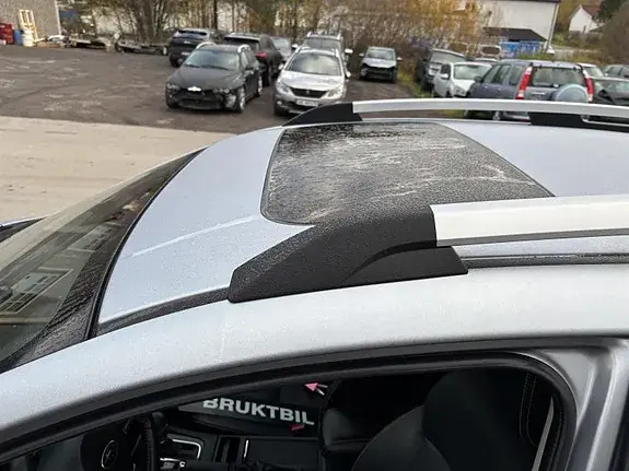 Subaru Xv 2016 photo 5