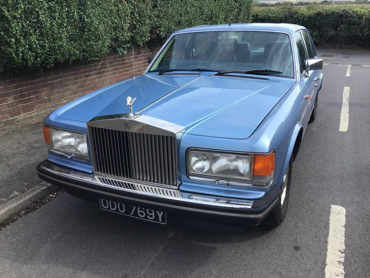 Rolls-Royce Silver Spirit