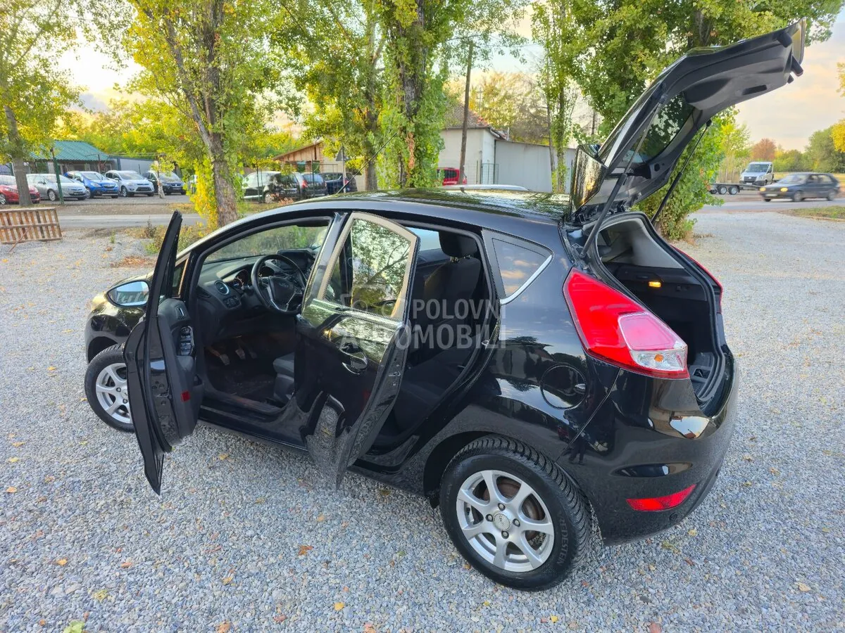Ford Fiesta 2015 photo 4