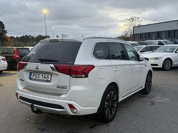 Mitsubishi Outlander 2017 photo 5