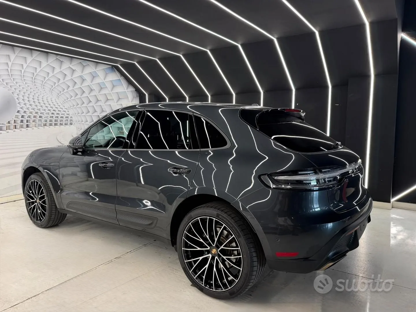 Porsche Macan 2023 photo 4