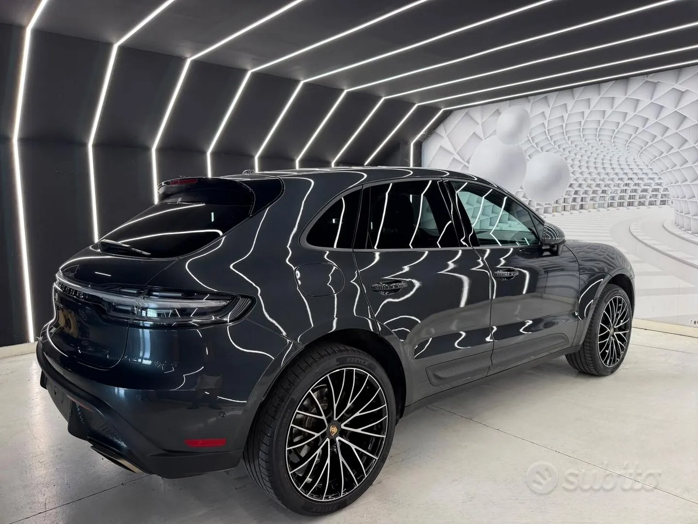 Porsche Macan 2023 photo 5