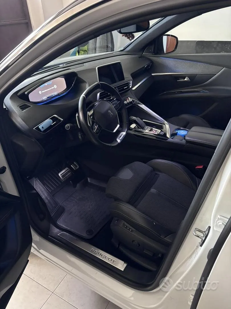 Peugeot 3008 2020 photo 5