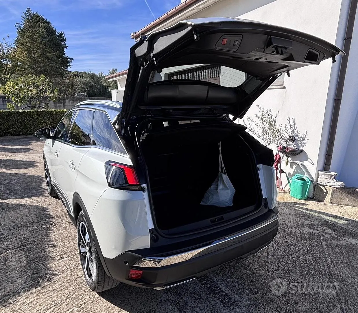 Peugeot 3008 2020 photo 3