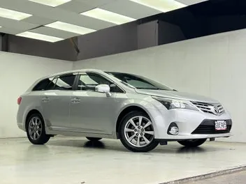 Toyota Avensis 2013 photo 5