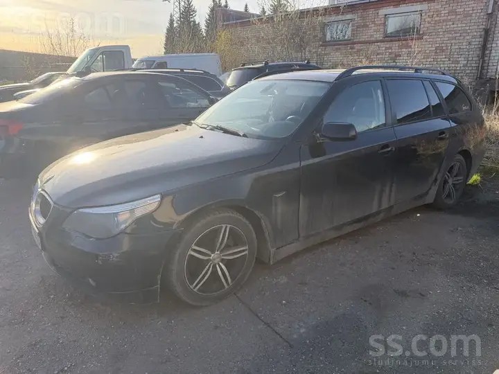 BMW 525 2004 photo 4