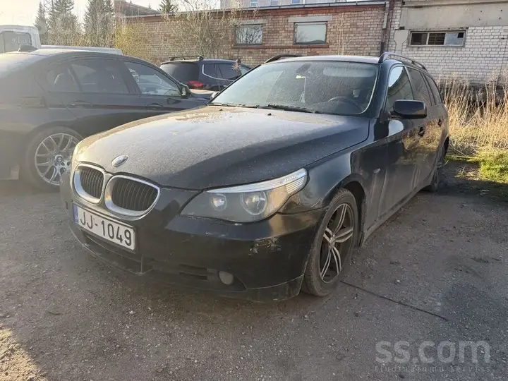 BMW 525 2004 photo 3