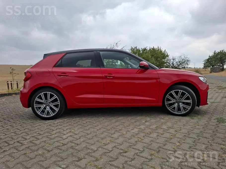 Audi A1 2024 photo 2