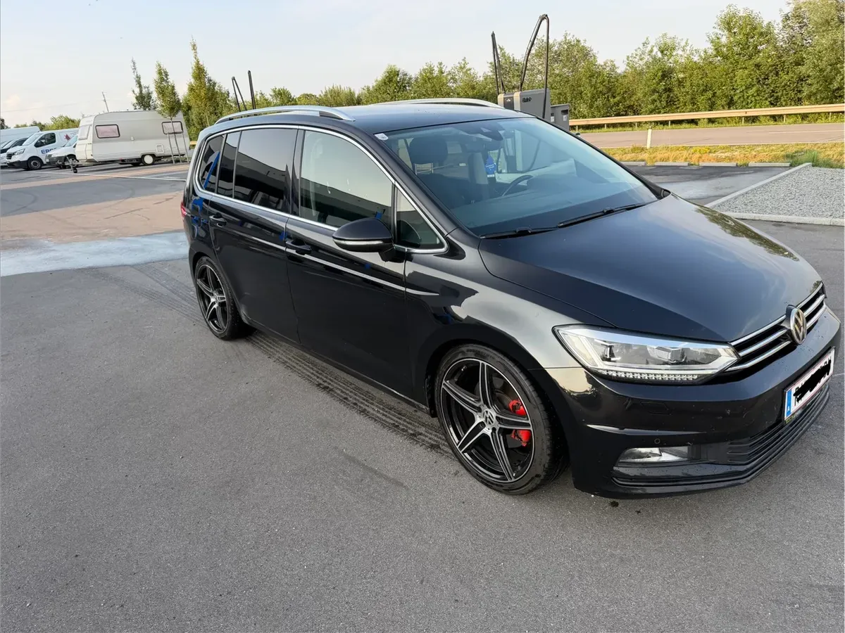 Volkswagen Touran 2016 photo 3