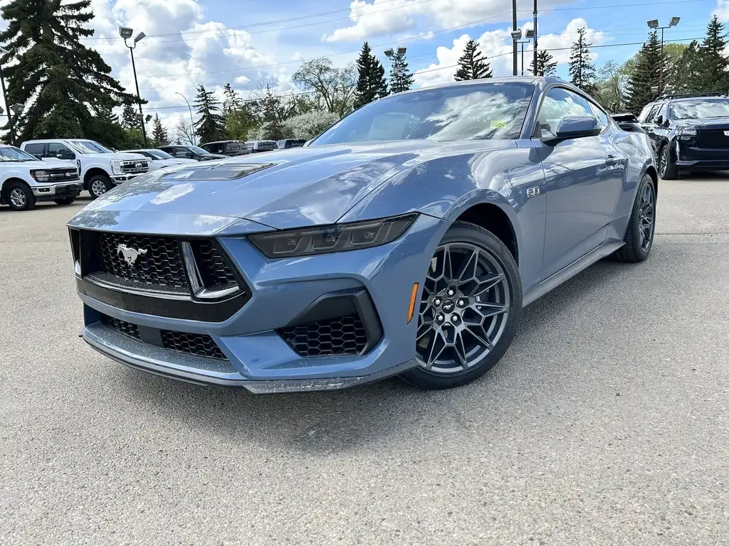 Ford Mustang 2026 photo 2