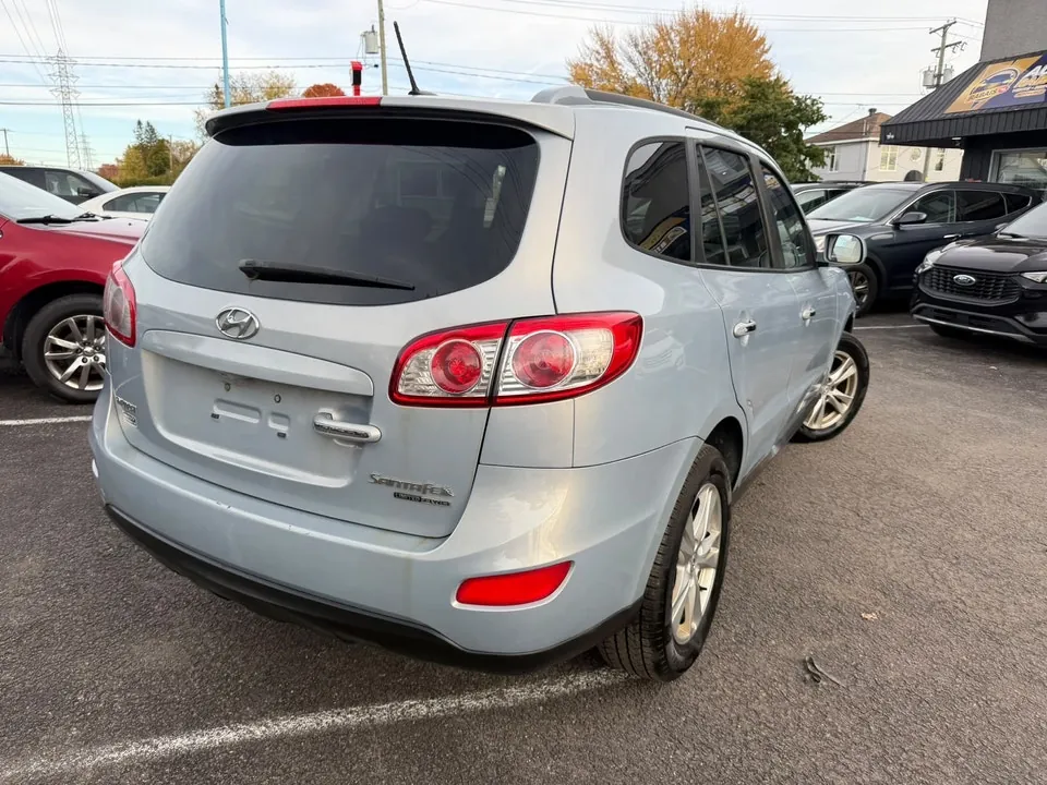 Hyundai Santa Fe 2010 photo 4