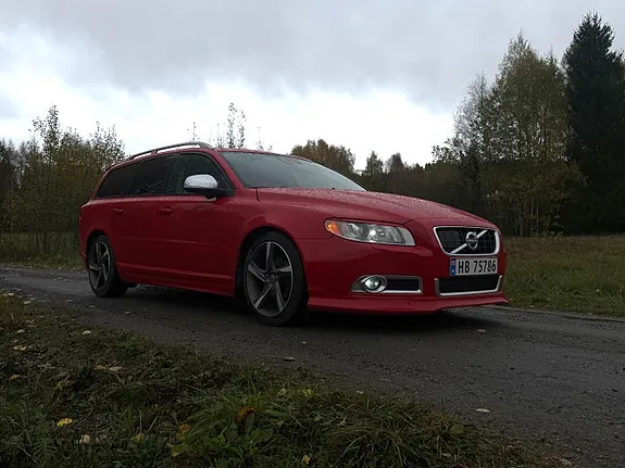 Volvo V70 2012 photo 3
