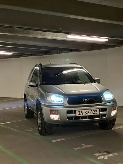 Toyota Rav4 2002 photo 4