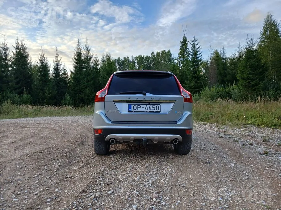 Volvo Xc60 2010 photo 2