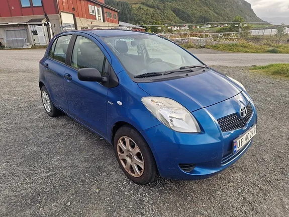 Toyota Yaris 2008 photo 2