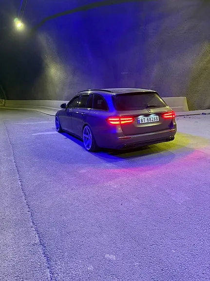 Mercedes-Benz E220 D 2017 photo 5