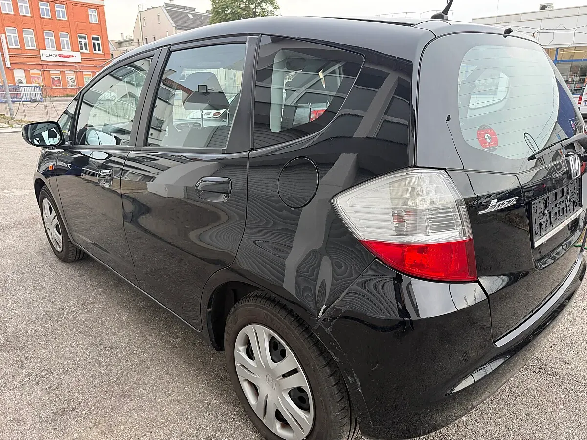 Honda Jazz 2008 photo 3