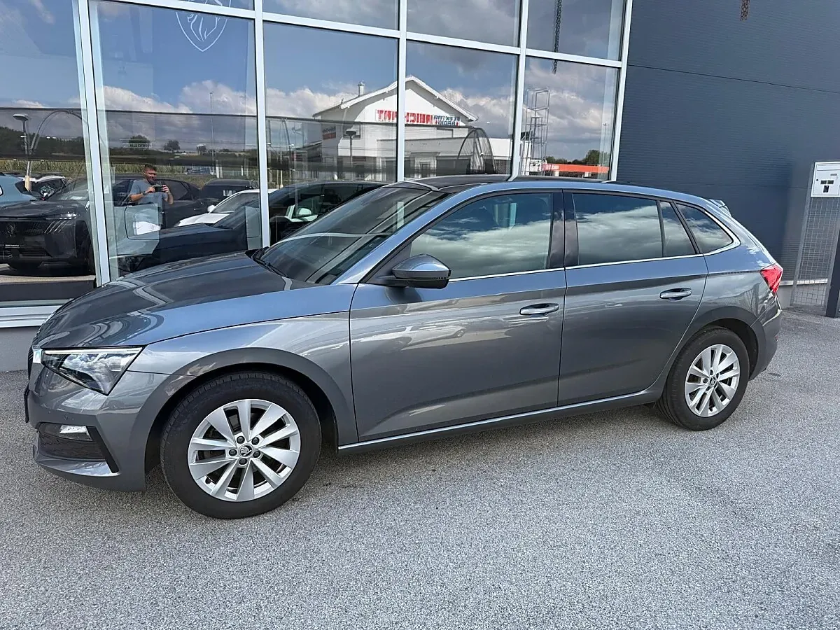 Skoda Scala 2023 photo 3
