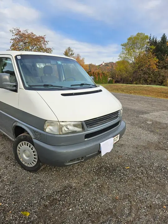 Volkswagen Caravelle
