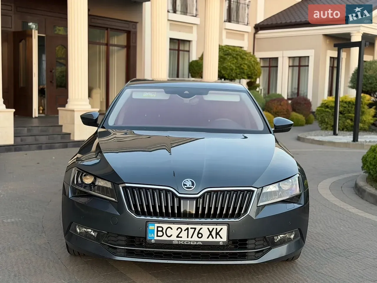 Skoda Superb 2016 photo 5