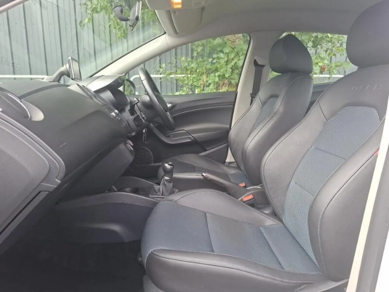 Seat Ibiza 2015 photo 5