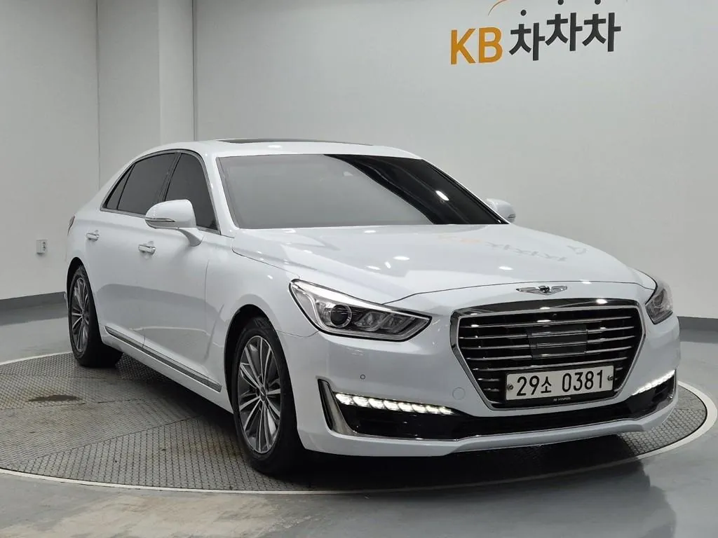Genesis Eq900 2016 photo 4