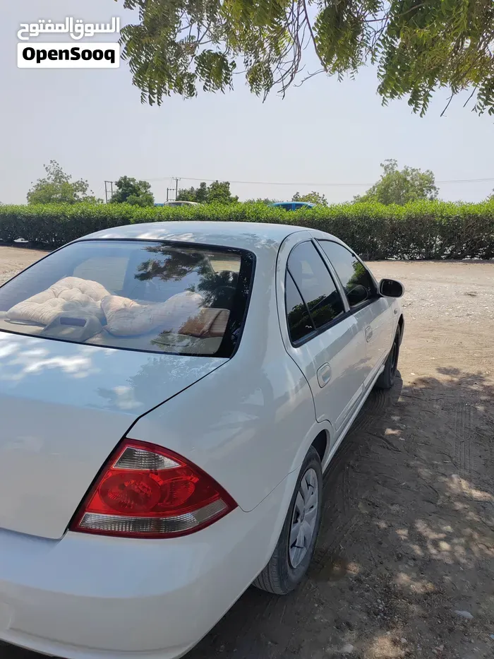 Nissan Sunny 2012 photo 3