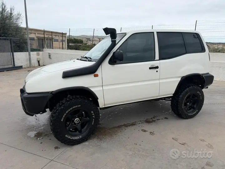 Nissan Terrano Ii 1995 photo 3
