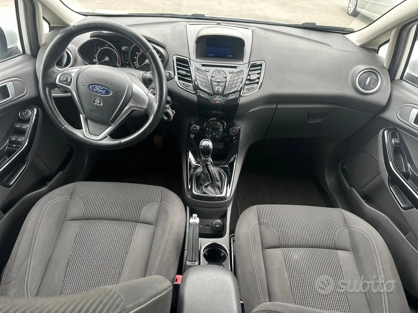 Ford Fiesta 2016 photo 5